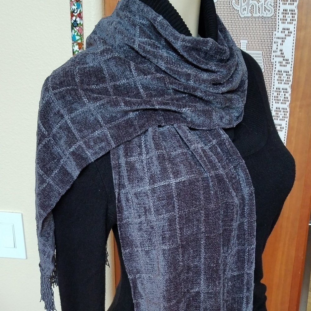Silvery Gray Rayon Muffler/ Scarf